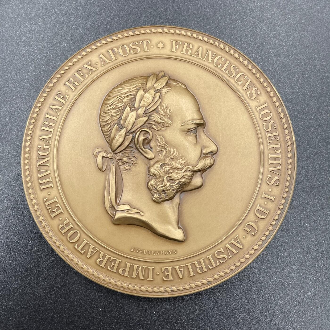 「木头集藏」章牌精品专场！