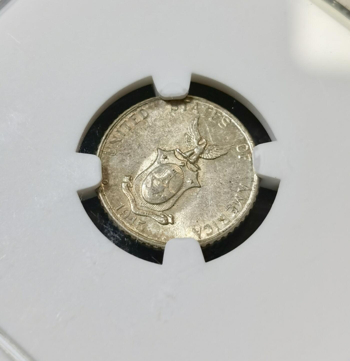 甄臻铺-世界币章拍卖（第40期）送拍享返佣金等优惠多多 NGC-MS64 美属菲律宾1945年10分银币，包浆好状态，漂亮的美品