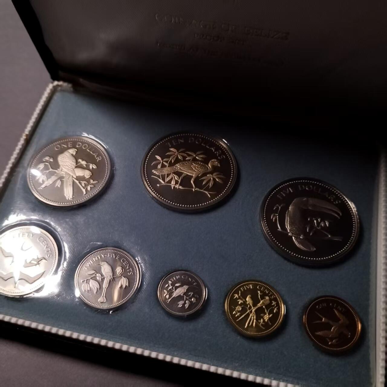 长老汇蛇年精选第七十九场拍卖 1974伯利兹8枚精制套币，盒证全，美国富兰克林造币厂，日本专供版