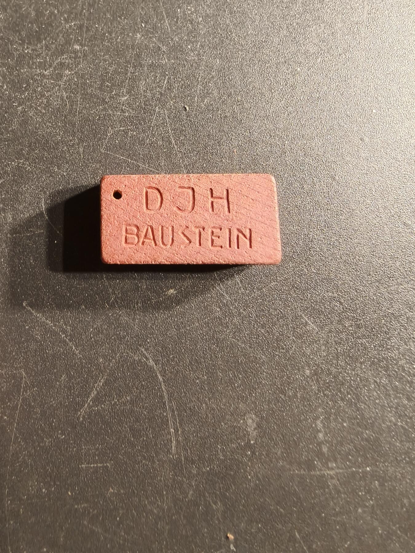 老王徽章第166期 德三WHW证章