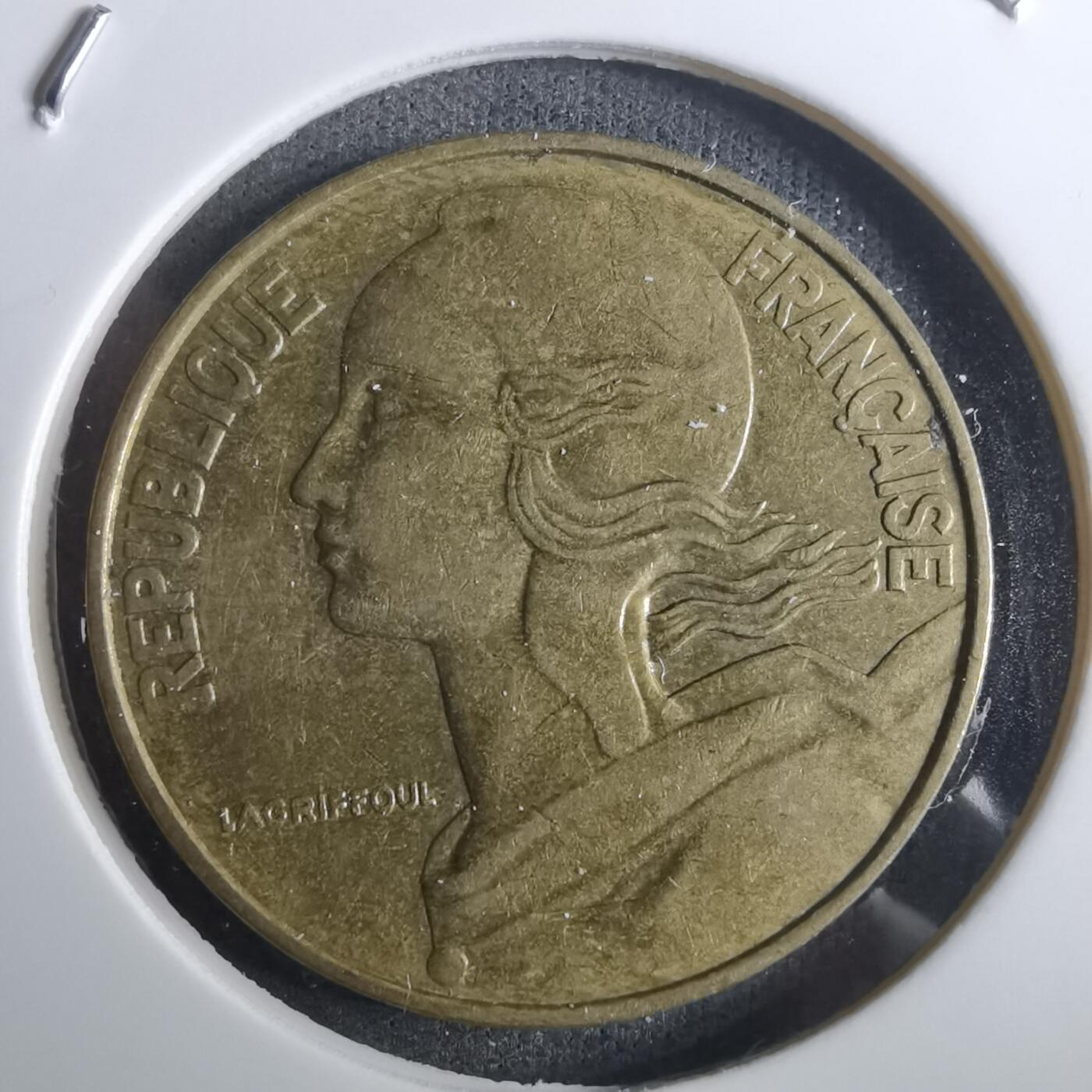 沼泽如烟--第916场 法国1981年20分