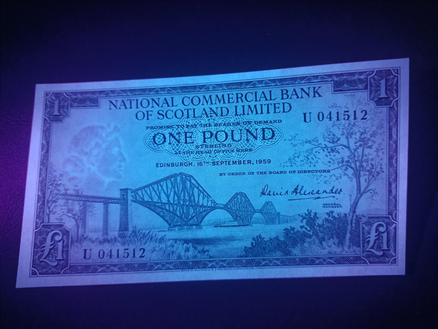 2025十一月第七期，总205期 苏格兰国家商业银行1959年1镑UNC-，福斯铁桥和银行徽章，早期少见品种