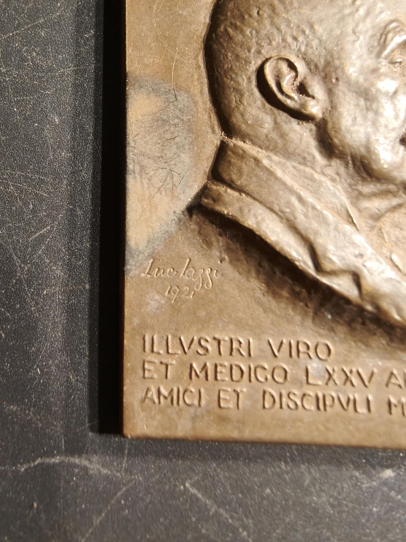 老王徽章第166期 瑞士阿道夫·德斯皮纳医生方形大铜章     高浮雕    尺寸60×42mm.    重量74.9g