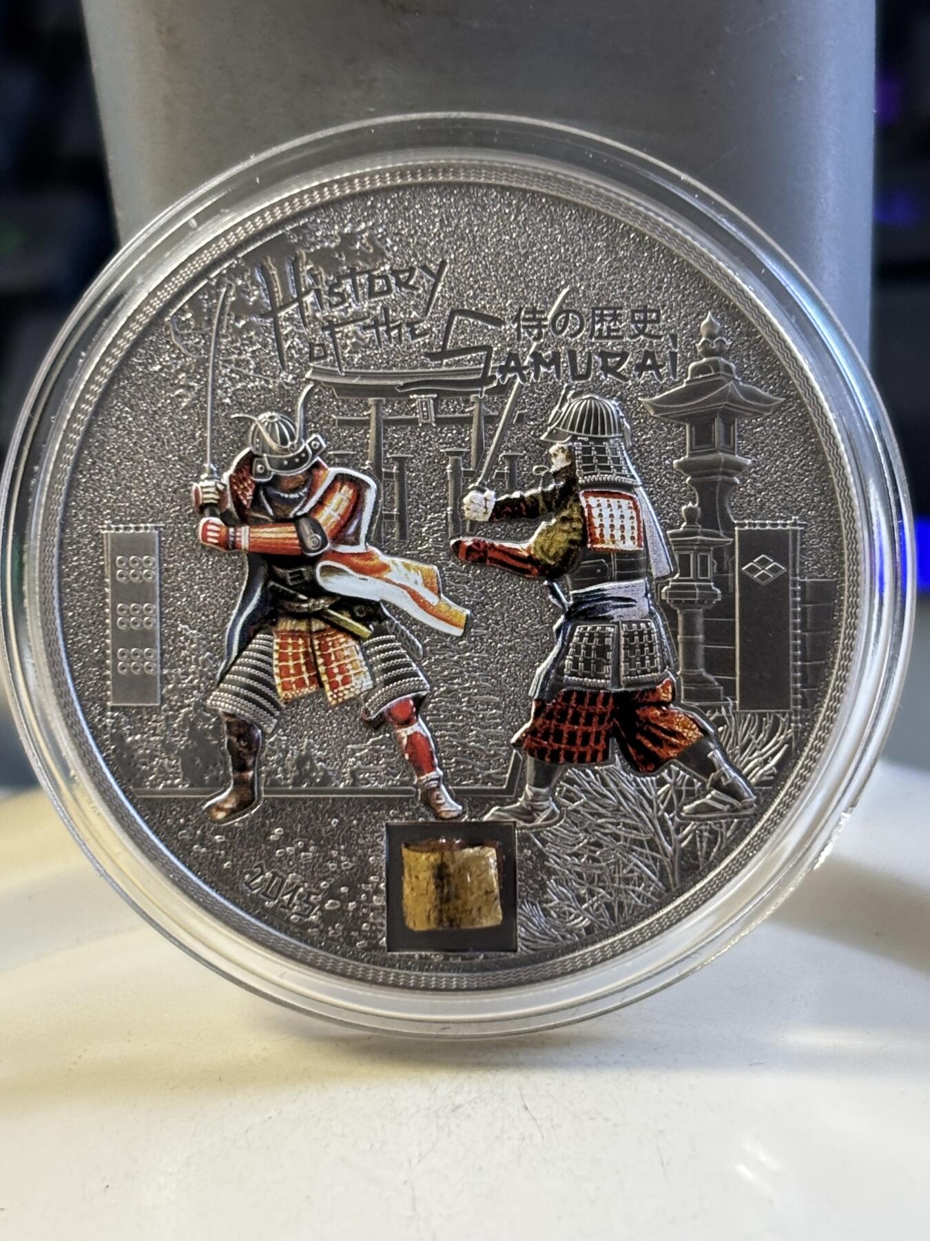 第183期拍卖 库克2015年武士的历史镶嵌真实铠甲1盎司仿古银币，999银，发行999枚