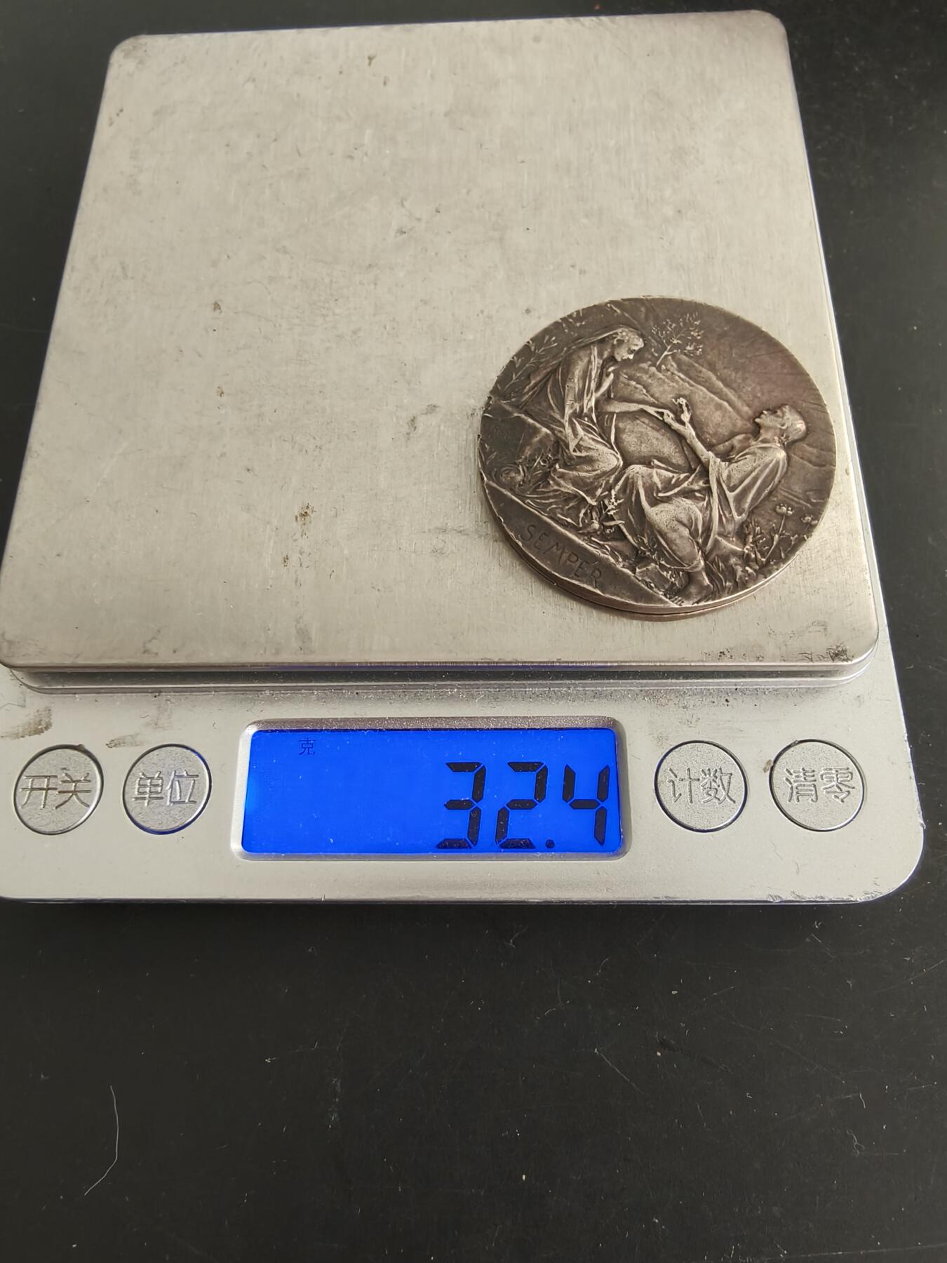 老王徽章第166期 法国大尺寸婚章    原盒    大师罗蒂版本    1919年    950银    直径42mm.    重量32.4g