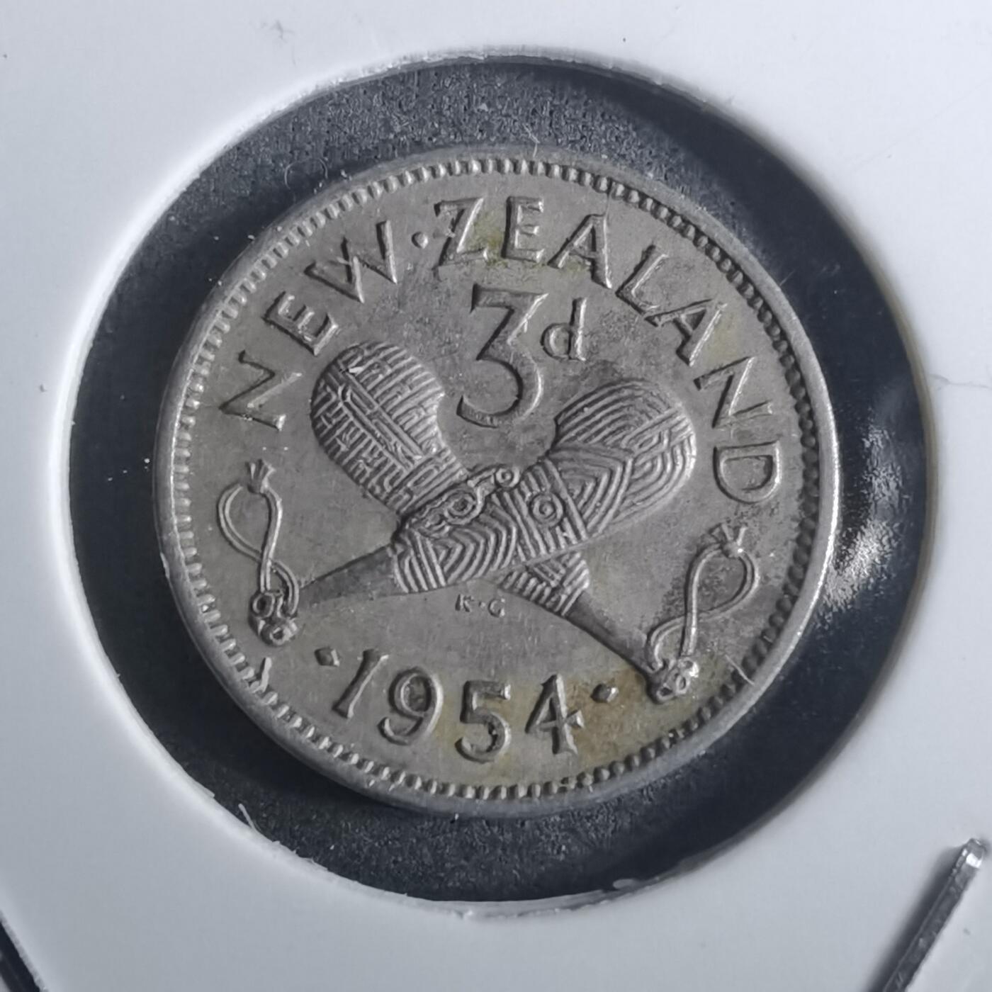 沼泽如烟--第916场 新西兰1954年3便士