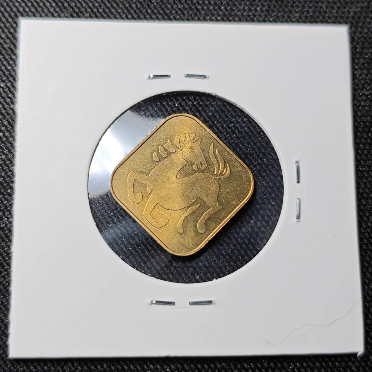 KK钱币收藏小铺 （套币 好品/批量散币 银币）专场  2月预留时间 周末发货  2002日本生肖纪念铭牌铜章 马