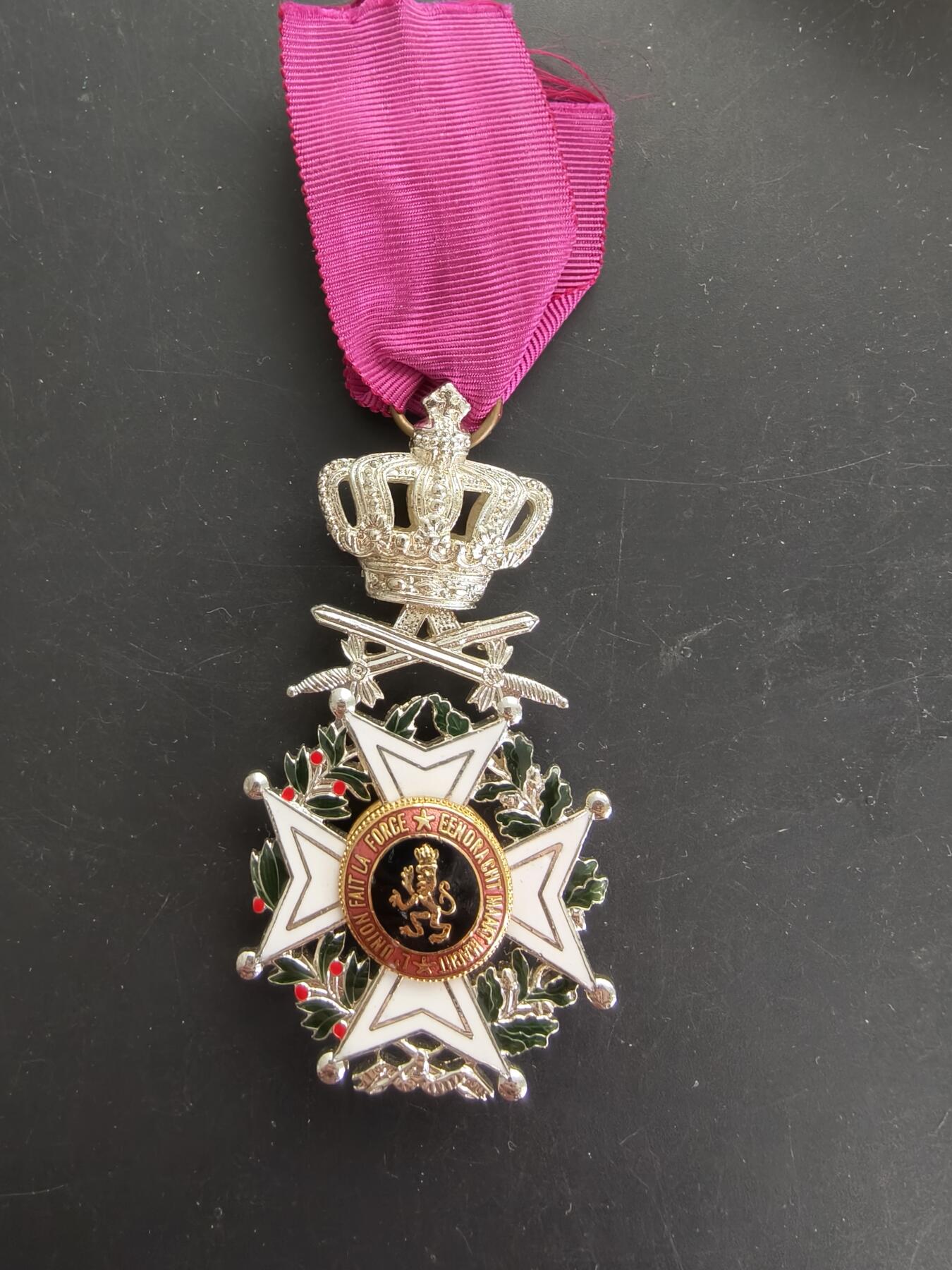 老王徽章第166期 比利时骑士级利奥波德一世勋章    军事版