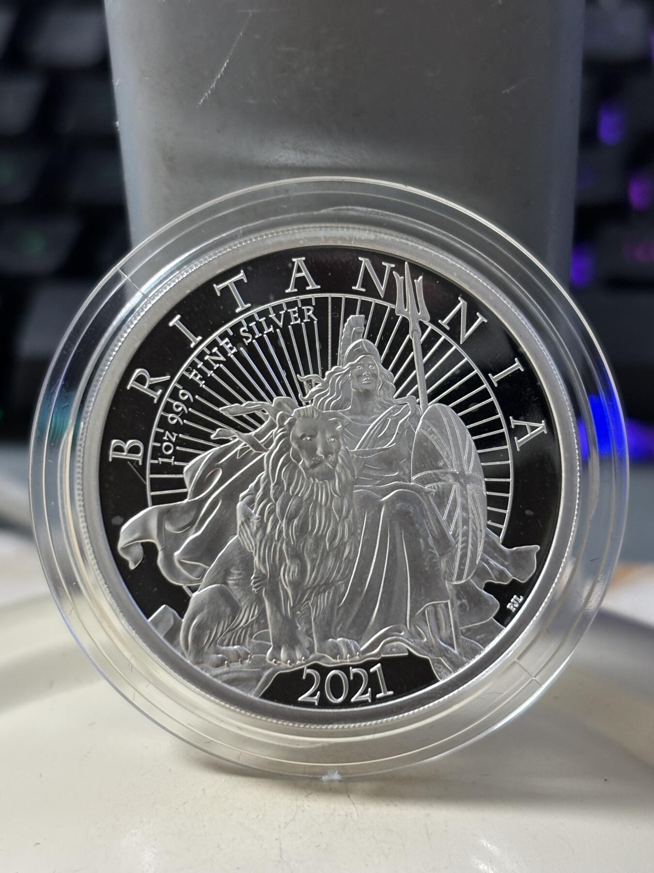 第183期拍卖 英国2021年不列颠女神狮子1盎司纪念银币，999银，发行2900枚