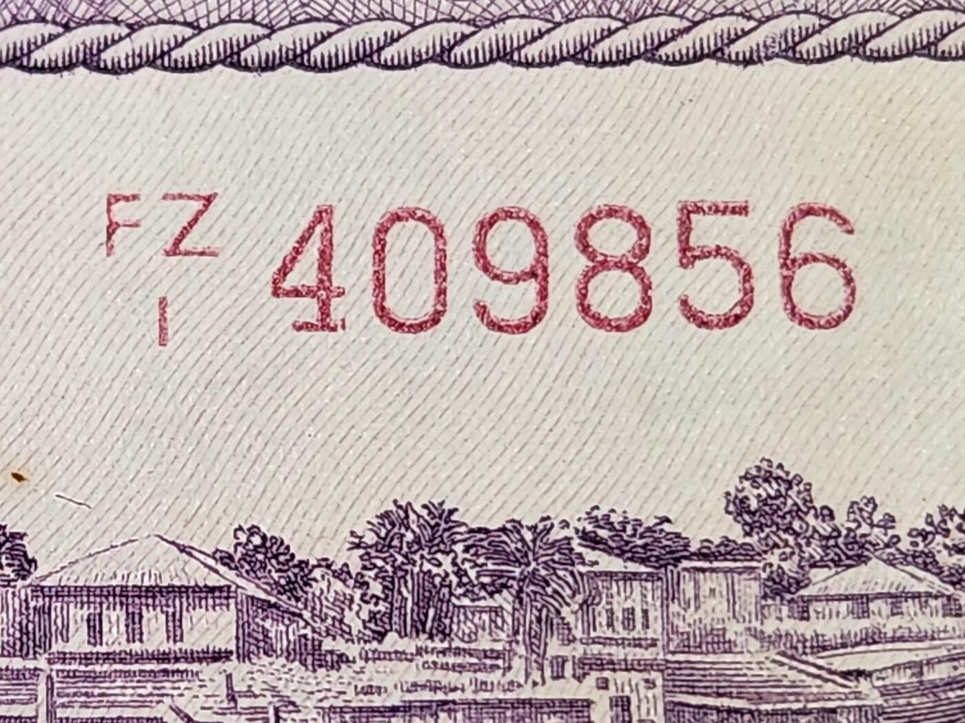 11月30号晚上8点 外国纸币自动截拍第66场 第二版英文数字冠 签名2 巴基斯坦 1951年5卢比 极美品有针眼