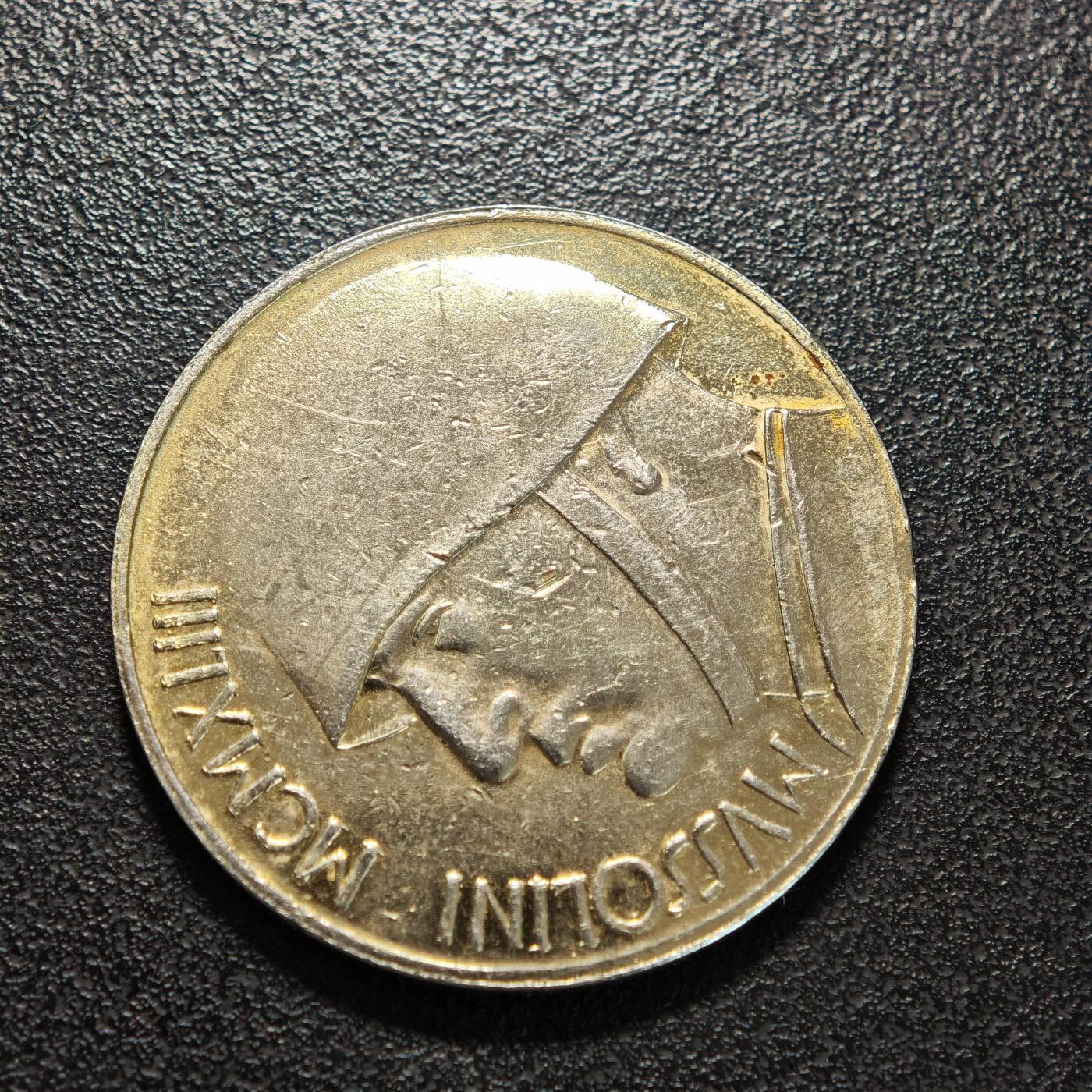 【德藏】世界币章拍卖第155期（拍品征集中~欢迎藏友联系） 20世纪早期 意大利20里拉镀银纪念章 直径约：35.5mm；重约：20.3g