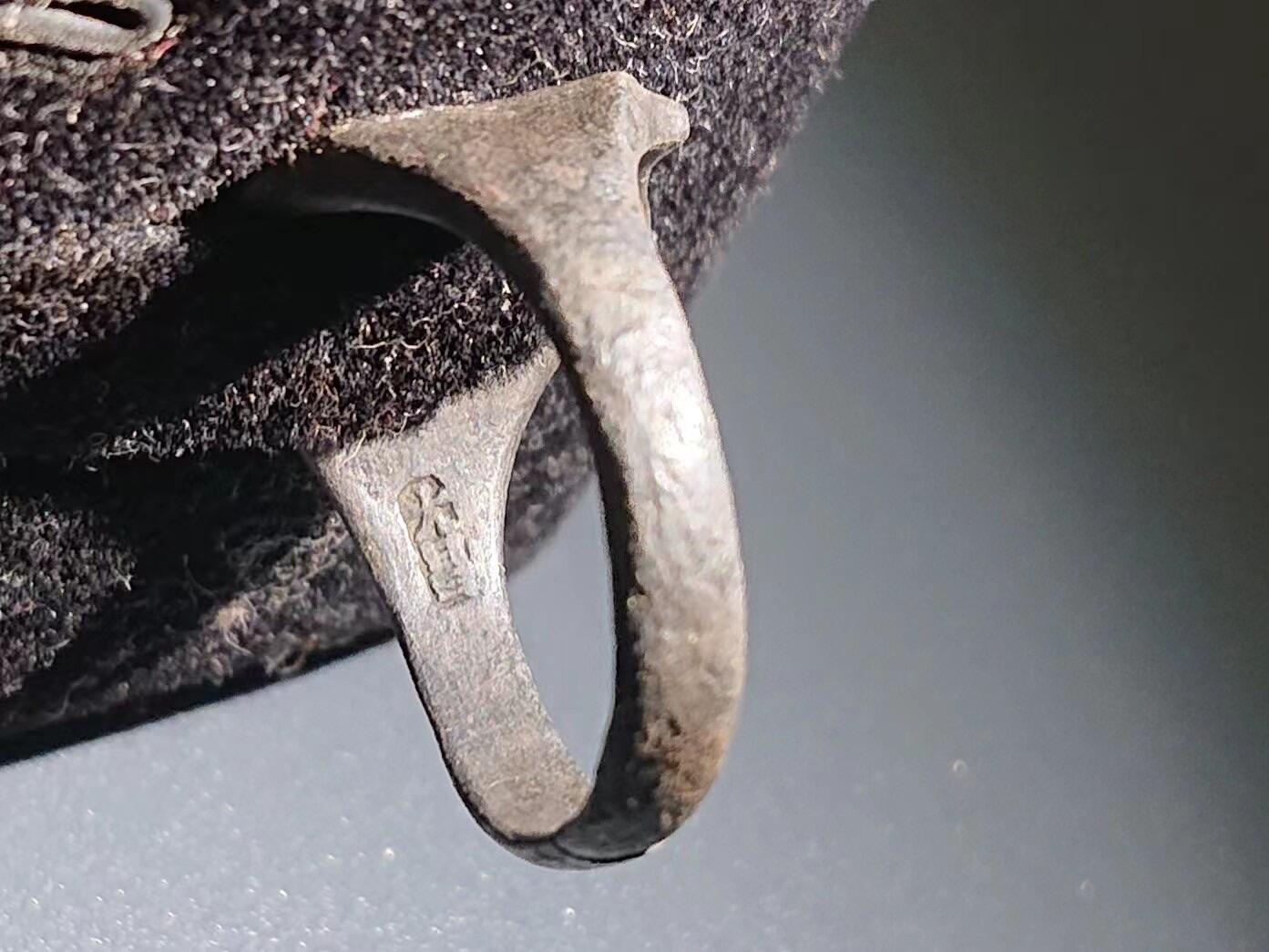 【第貳場】近代勋奖章徽章服饰杂项专场 抗战烽火 扬威异域—远征军新一军银质老鹰戒指&最佳射手奖章一组