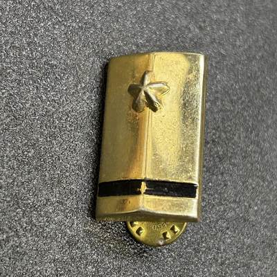 西秦中古拍卖第六十七期 - 不忘历史 日本陆上自卫队少尉军衔