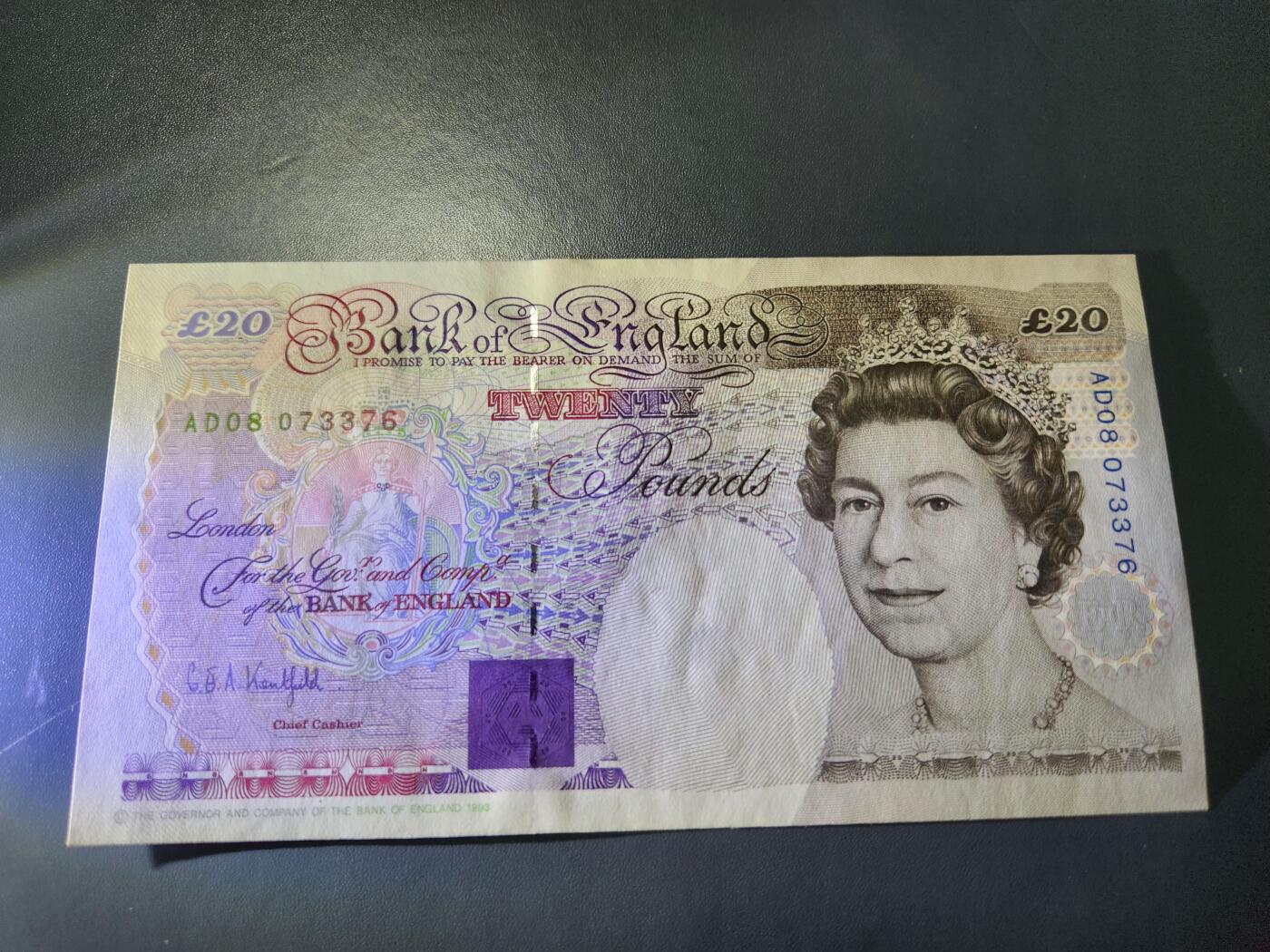 11月30号晚上8点 外国纸币自动截拍第66场