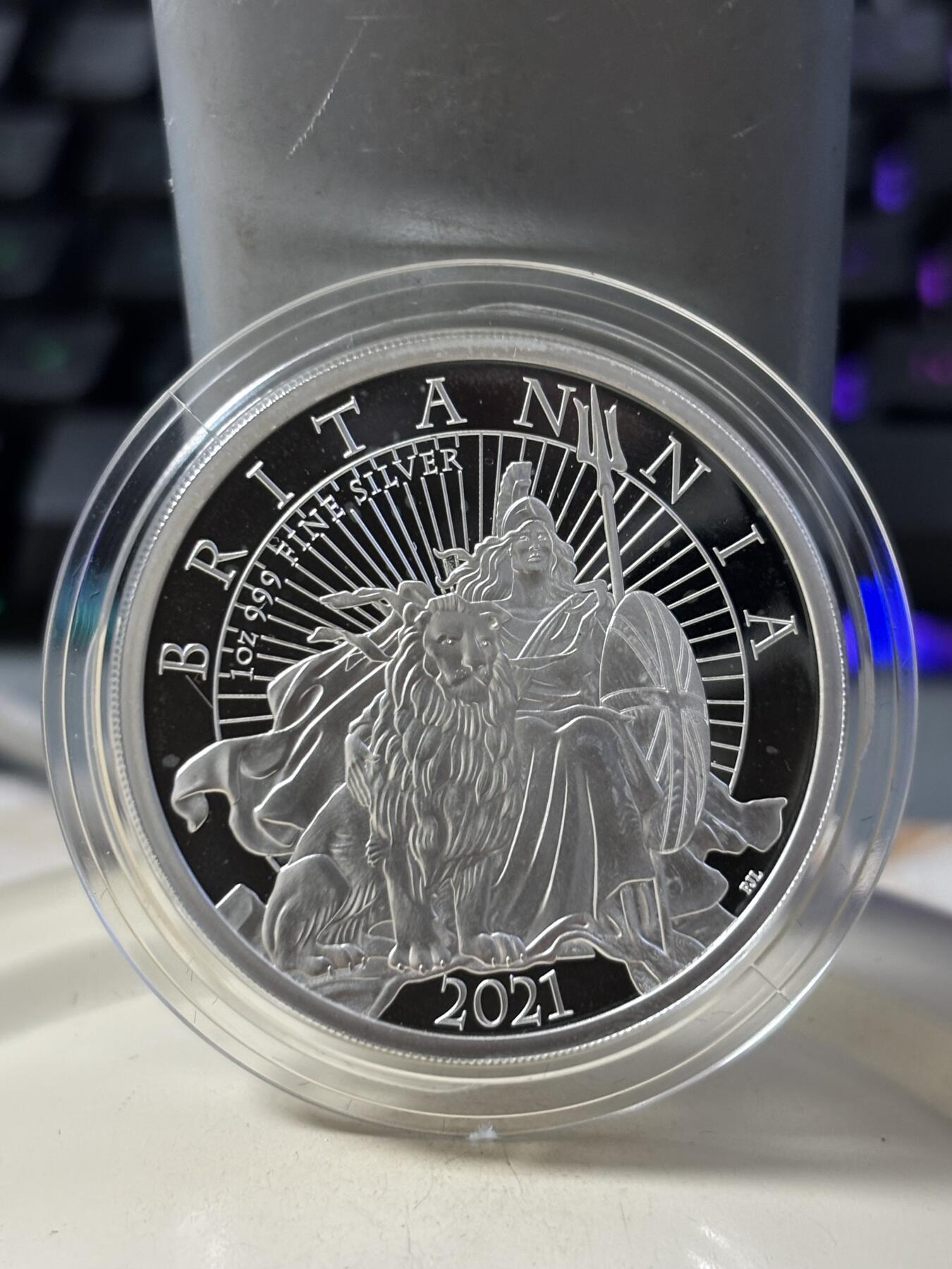 第183期拍卖 英国2021年不列颠女神狮子1盎司纪念银币，999银，发行2900枚