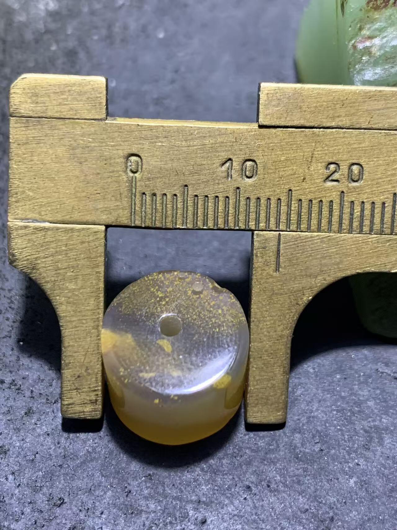 蒙料冻料飘金沙鸡油黄战国红玛瑙通货墩子一个