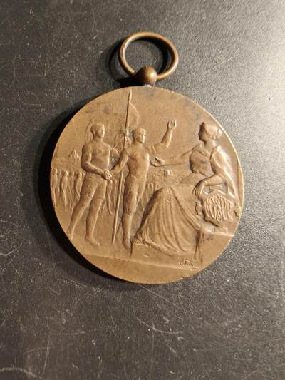 老王徽章第166期 - 法国体操协会铜奖章     直径44mm.   重量40g