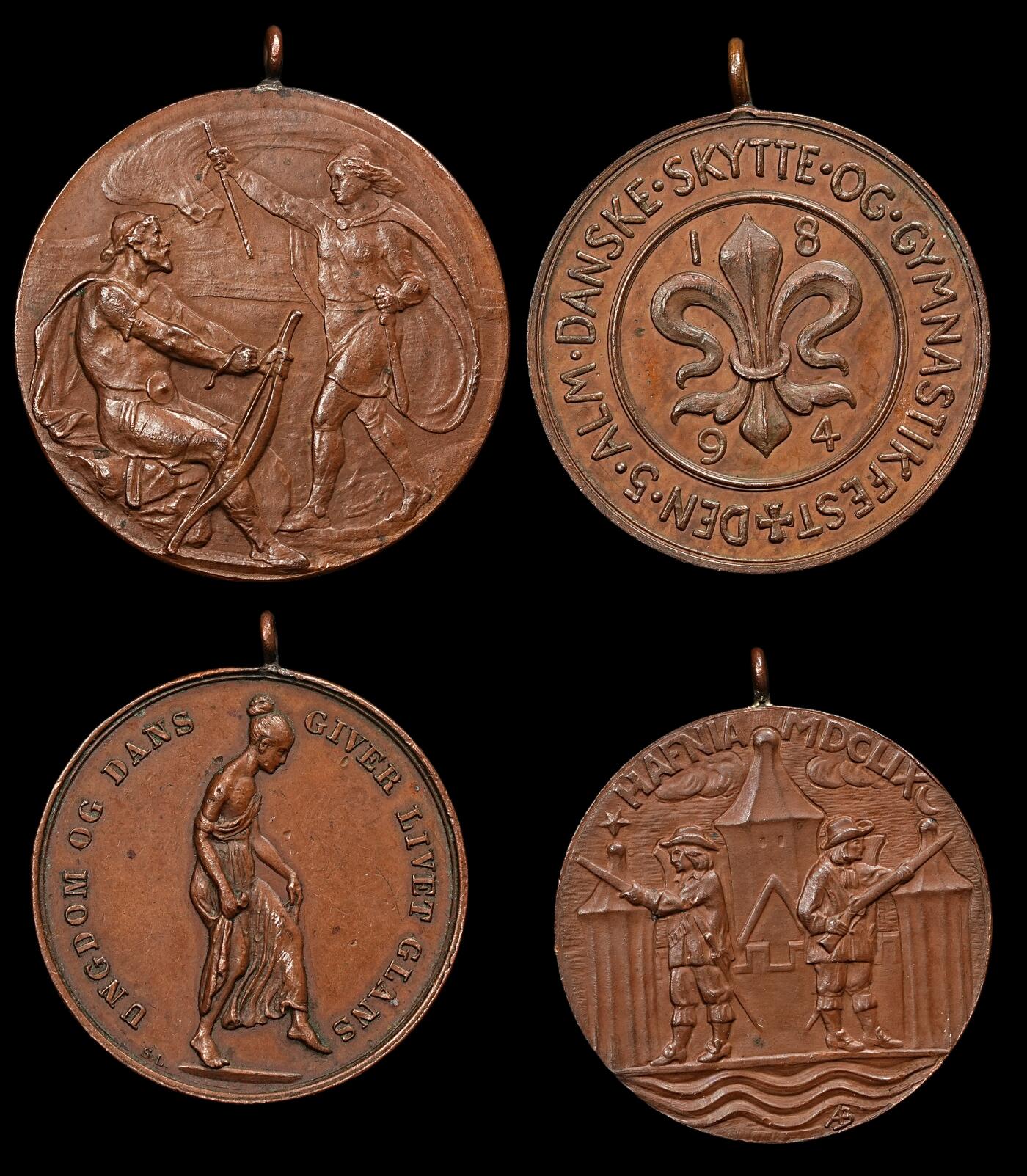 修遠堂世界钱币第九十五期 19世纪末-20世纪初丹麦小铜章4枚 50.38g