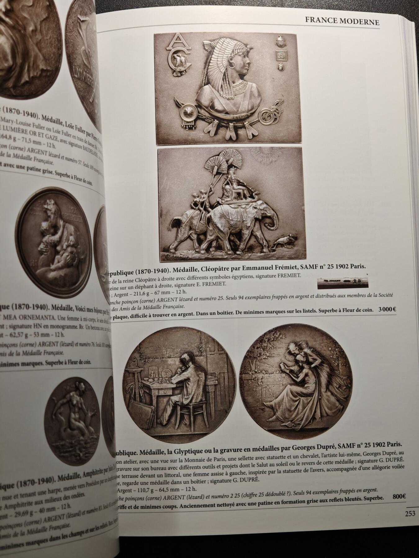 【德藏】世界币章拍卖第155期（拍品征集中~欢迎藏友联系） 98新 MDC拍卖行2022年拍卖会图录 全彩铜板纸印刷 涵盖种类丰富 全书约408页