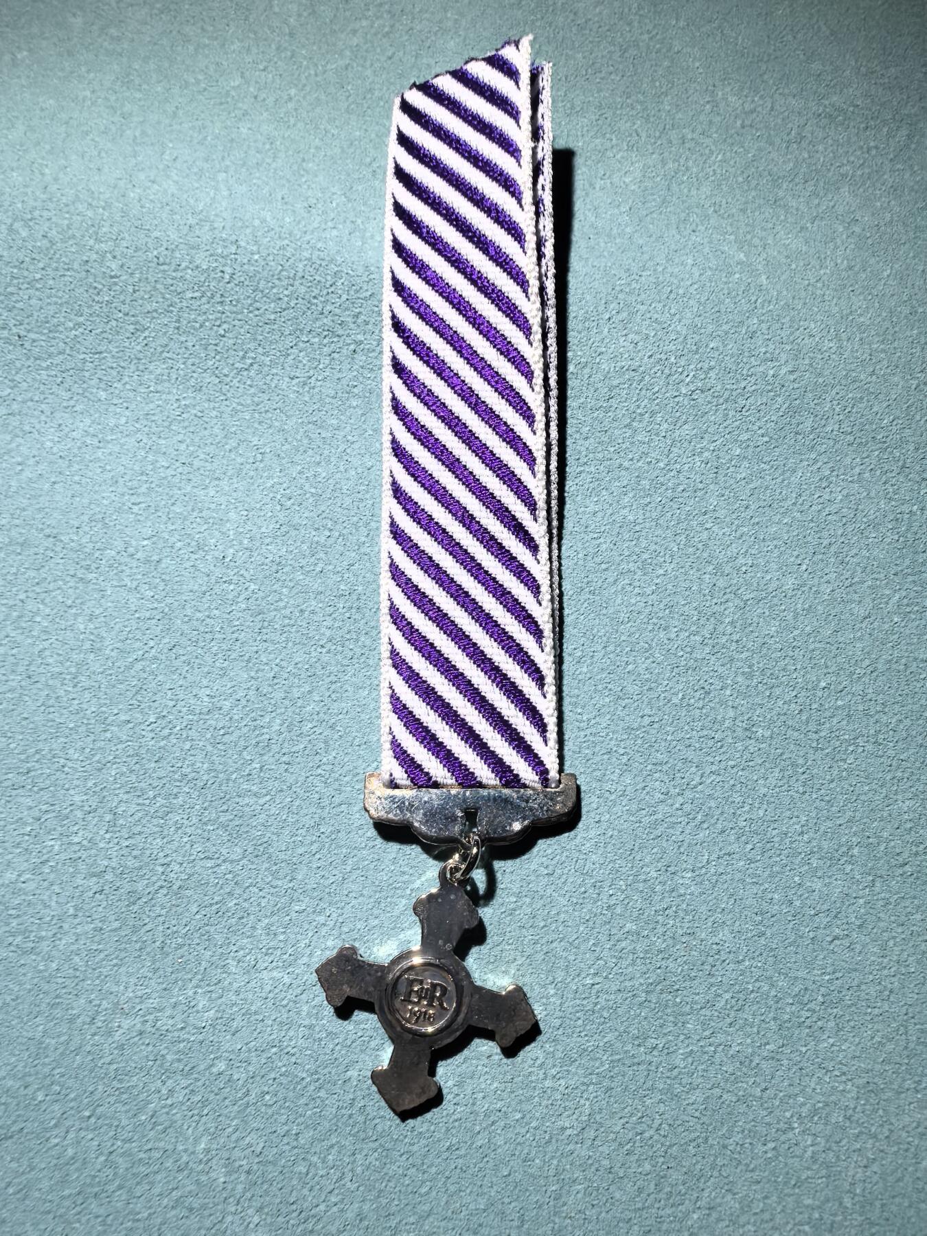 盛世勋华——号角文化勋章邮票专场拍卖第290期 英国杰出飞行十字勋章迷你章 伊丽莎白二世版 极为罕见