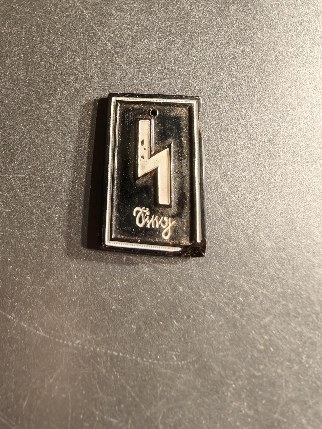 老王徽章第166期 德三WHW证章