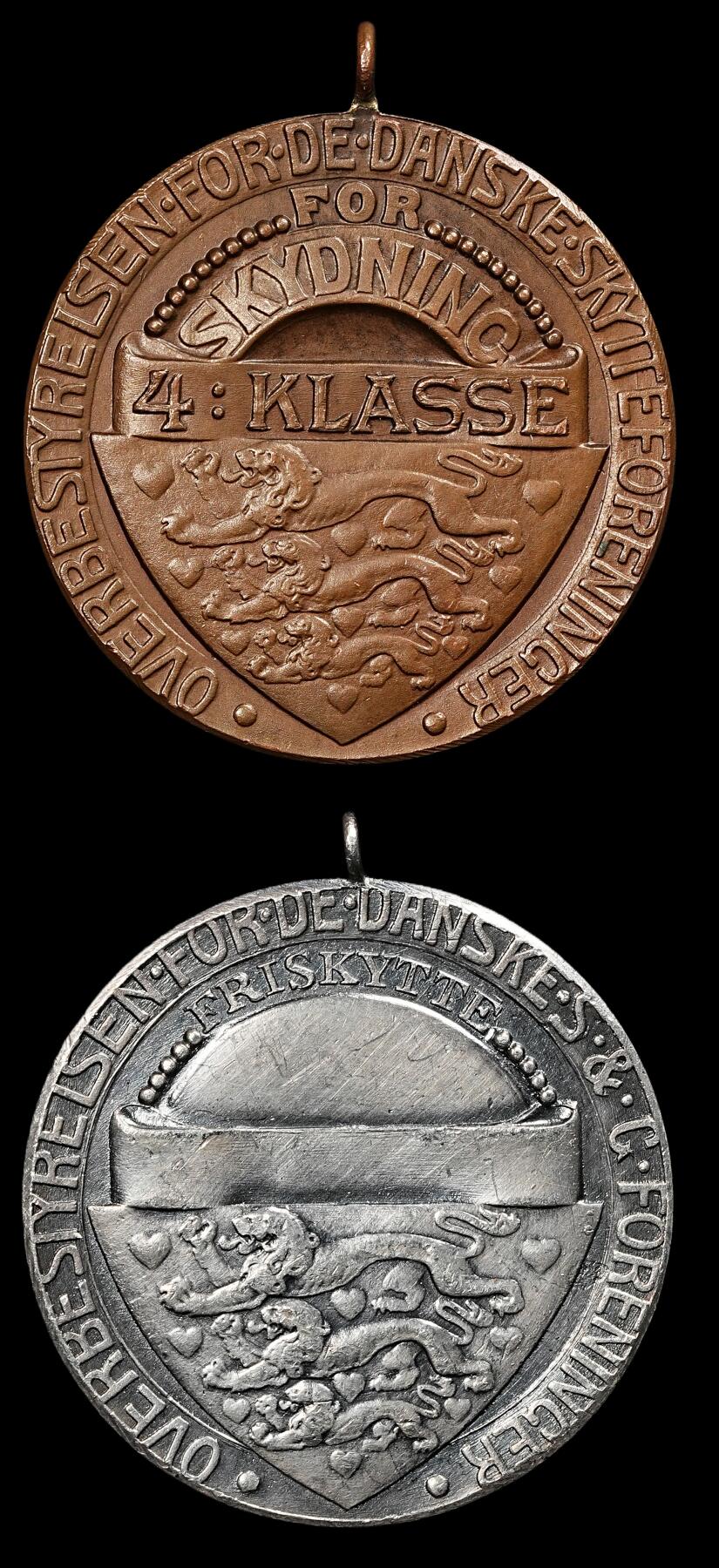 修遠堂世界钱币第九十五期 20世纪初丹麦射击节铜，银章各一枚 其中银章重16.88g