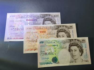 11月30号晚上8点 外国纸币自动截拍第66场 - 英国一套几乎全新