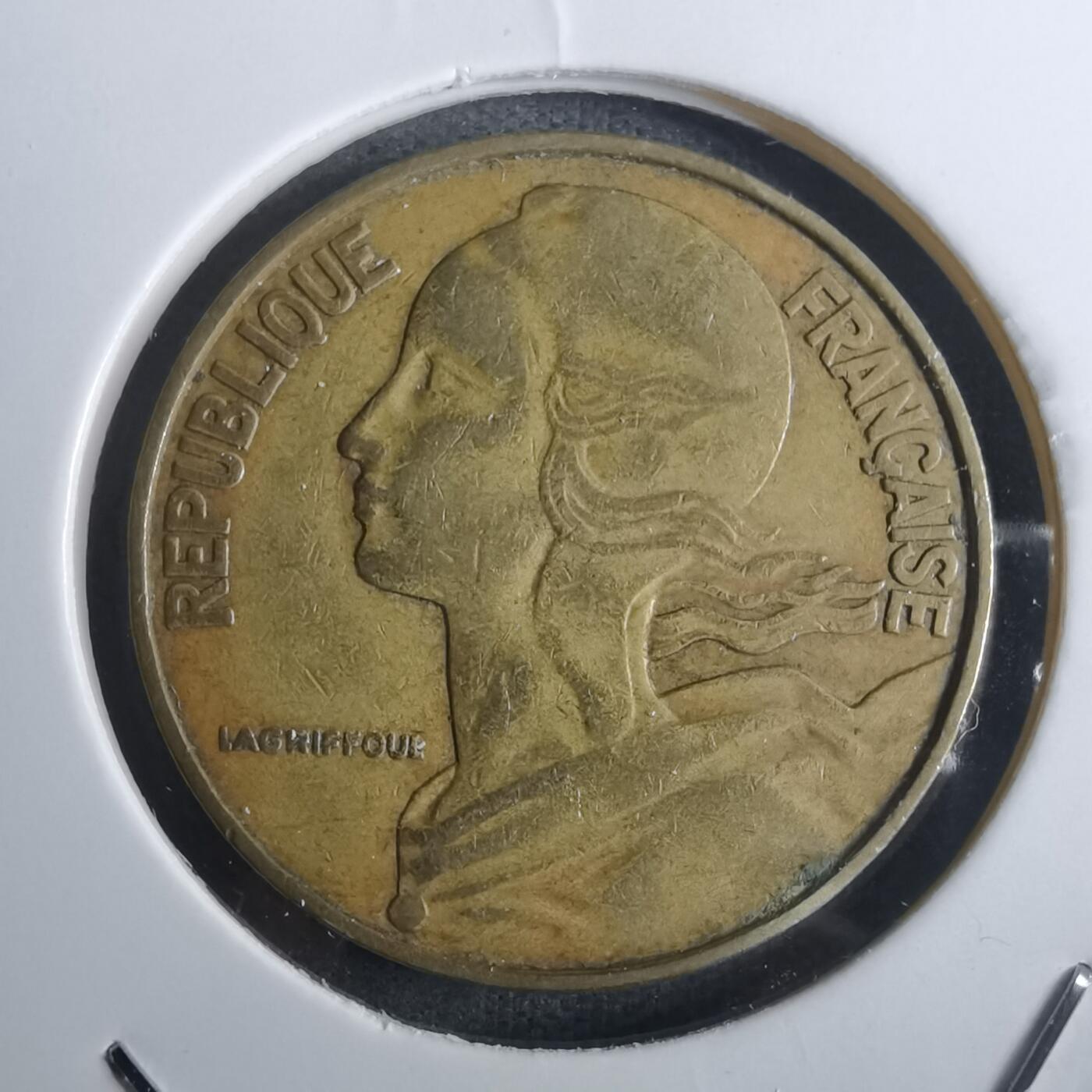 沼泽如烟--第916场 法国1963年20分