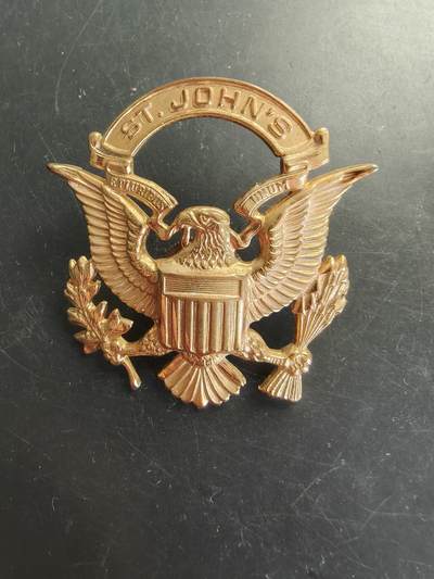 老王徽章第166期 - 美国圣约翰军事学院预备军官团大檐帽帽徽