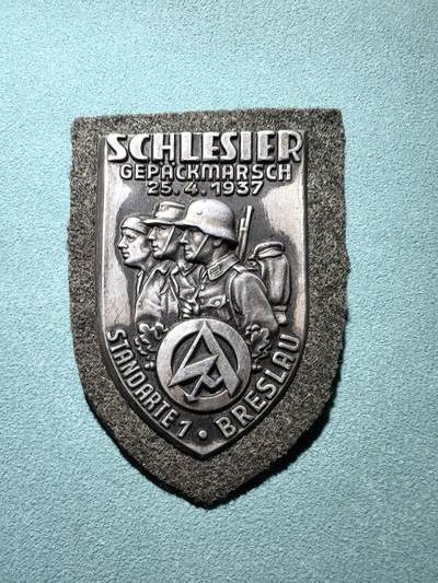 盛世勋华——号角文化勋章邮票专场拍卖第290期 - 德国（1939）冲锋队（SA）西里西亚大队第一旗队1937年布列斯劳负重行军纪念章 带厂标 极为罕见