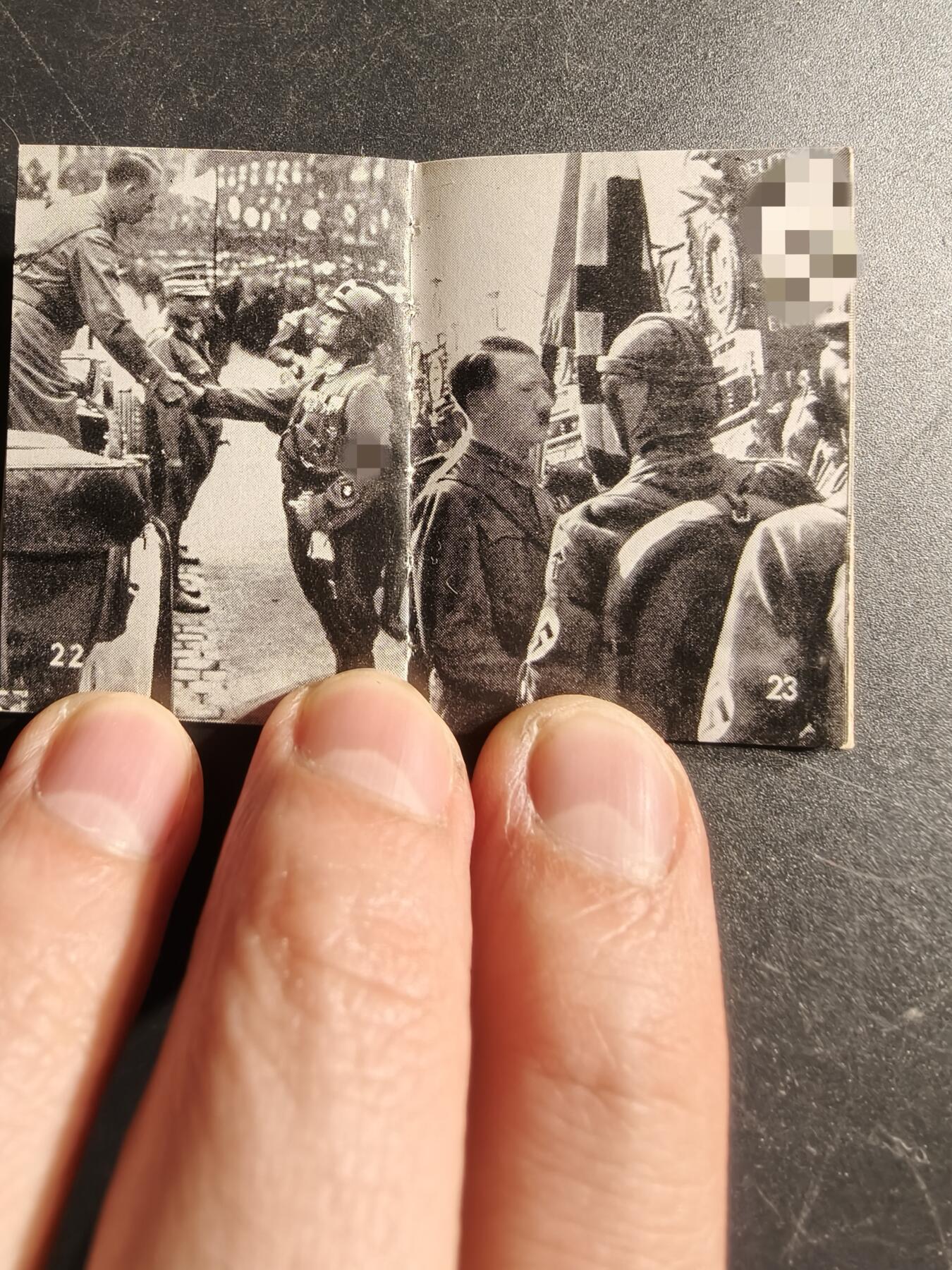 老王徽章第166期 德三小胡子“元首”宣传册