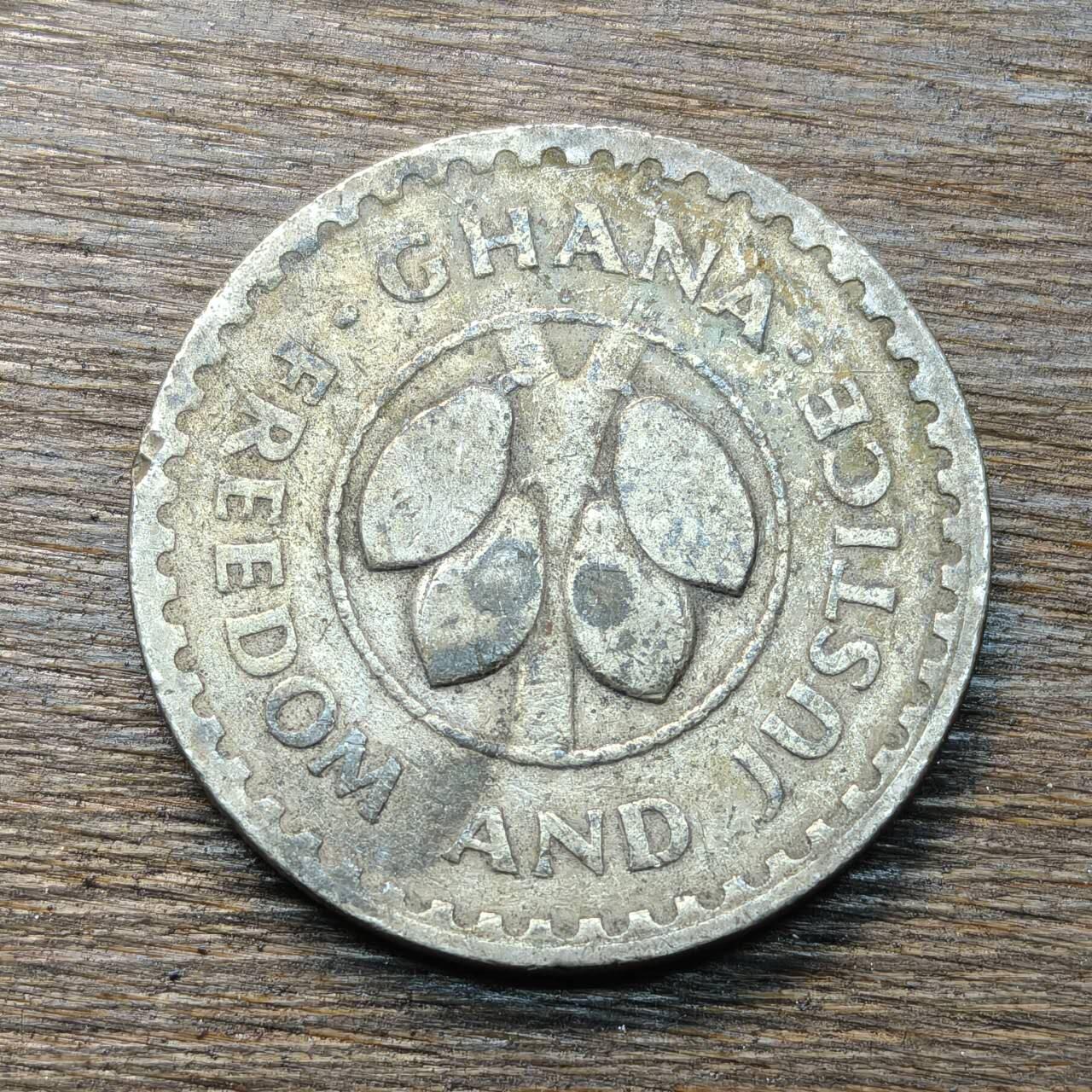 【铜匠收藏】★第133场★散币场，无佣金，30包邮。不满30元，支付5元运费。《接受代拍 代送NGC评级》  加纳 1967年 20比塞塔