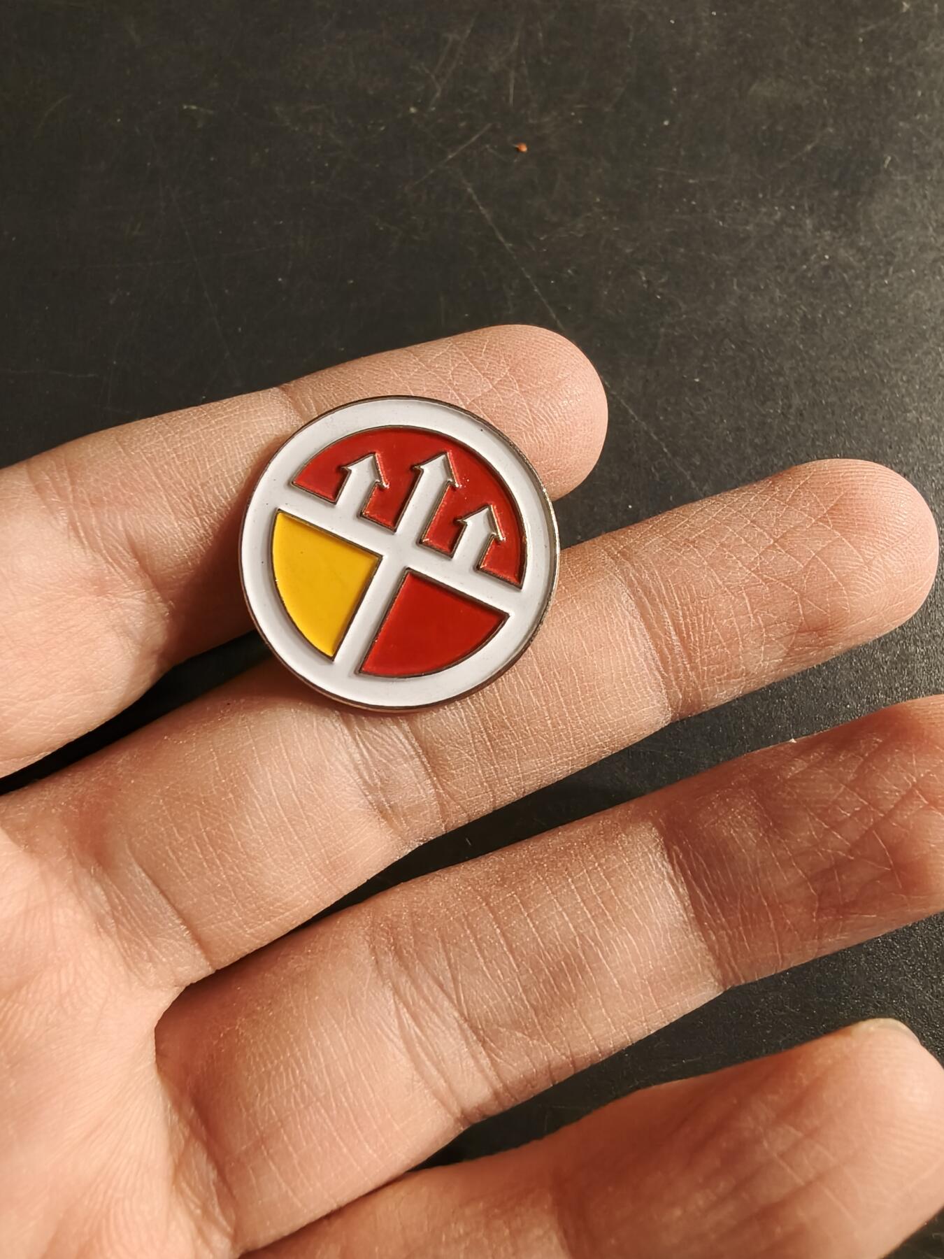 老王徽章第166期 美国工兵司令部臂章