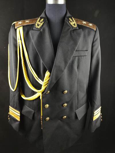 0元起拍勋章 第314期 咸鱼国勋章拍卖专场 11月30日（周日）下午6：00开始 - 保加利亚海军将官礼服上衣 胸围112 肩宽50 衣长83 袖长64
