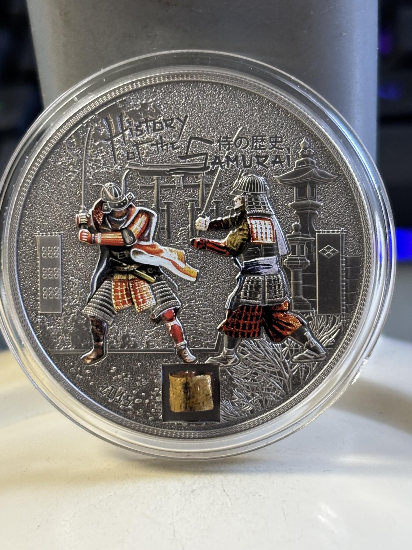 第183期拍卖 库克2015年武士的历史镶嵌真实铠甲1盎司仿古银币，999银，发行999枚