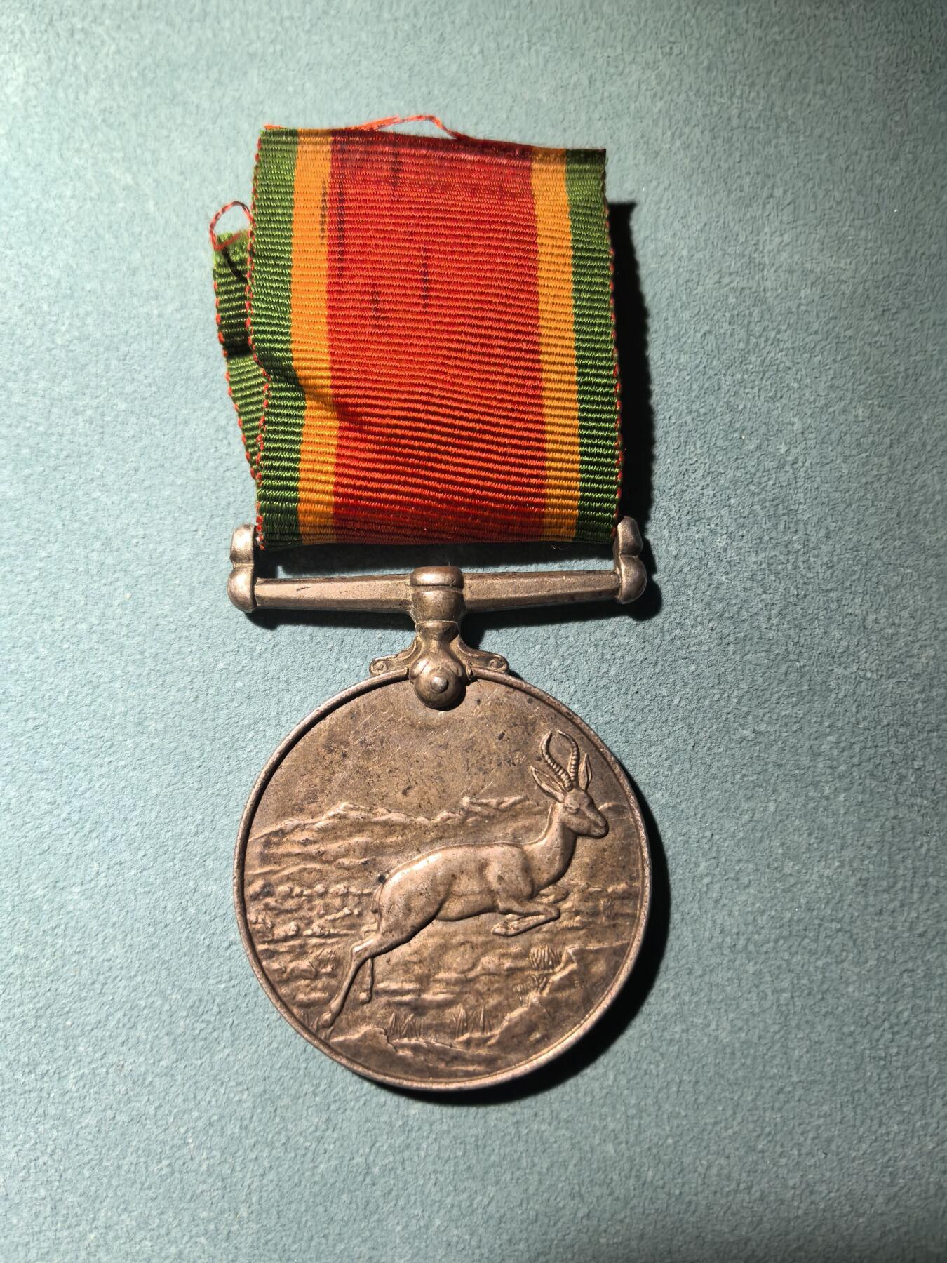 盛世勋华——号角文化勋章邮票专场拍卖第290期 英国二战非洲服役奖章 南非版 带边铭 银制