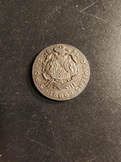 老王徽章第166期 - 法国亚眠市体育协会银章     950银    直径22mm.    重量6g