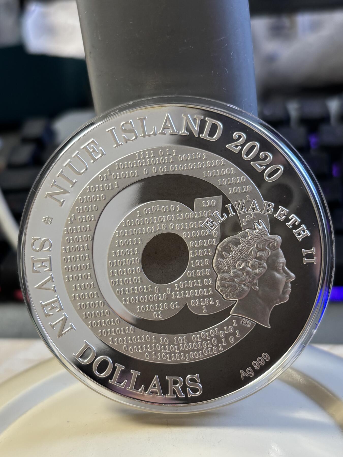 第183期拍卖 纽埃2020年克里姆特名画黄金眼泪3盎司纪念银币，999银，发行500枚，有氧化