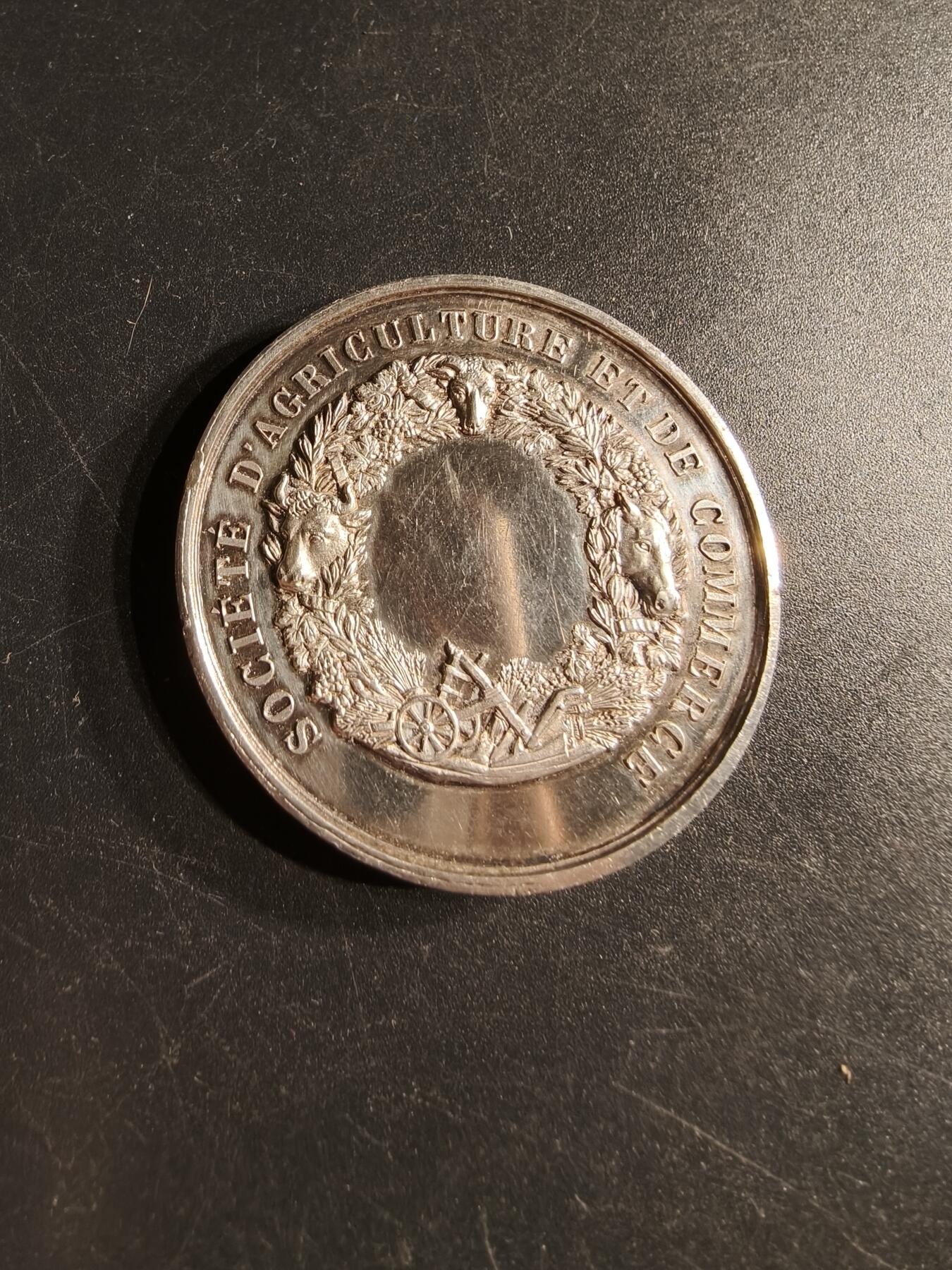 老王徽章第166期 法国农商协会大银章    原盒     950银    直径42mm.   重量34.3g