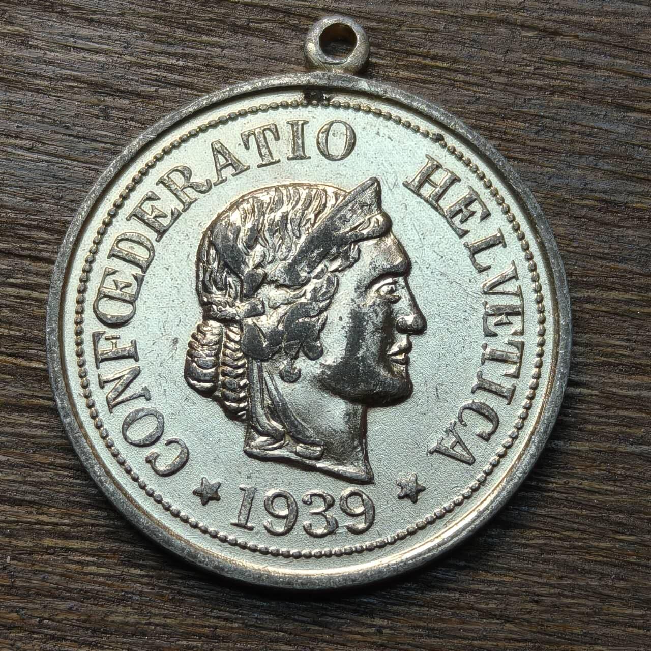 【铜匠收藏】★第133场★散币场，无佣金，30包邮。不满30元，支付5元运费。《接受代拍 代送NGC评级》 纪念章一枚