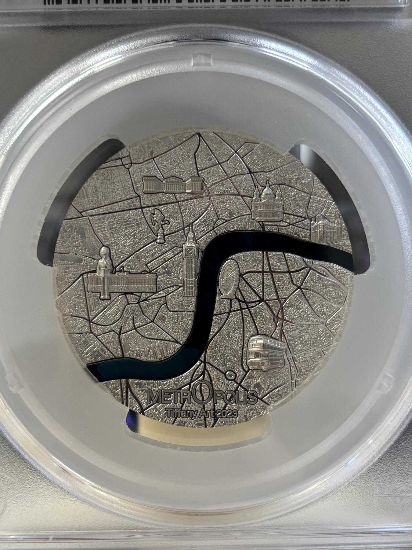 第183期拍卖 帕劳2023年城市蒂凡尼伦敦镶嵌玻璃3盎司银币PCGS-PR70首无盒无证书，999银，发行999枚