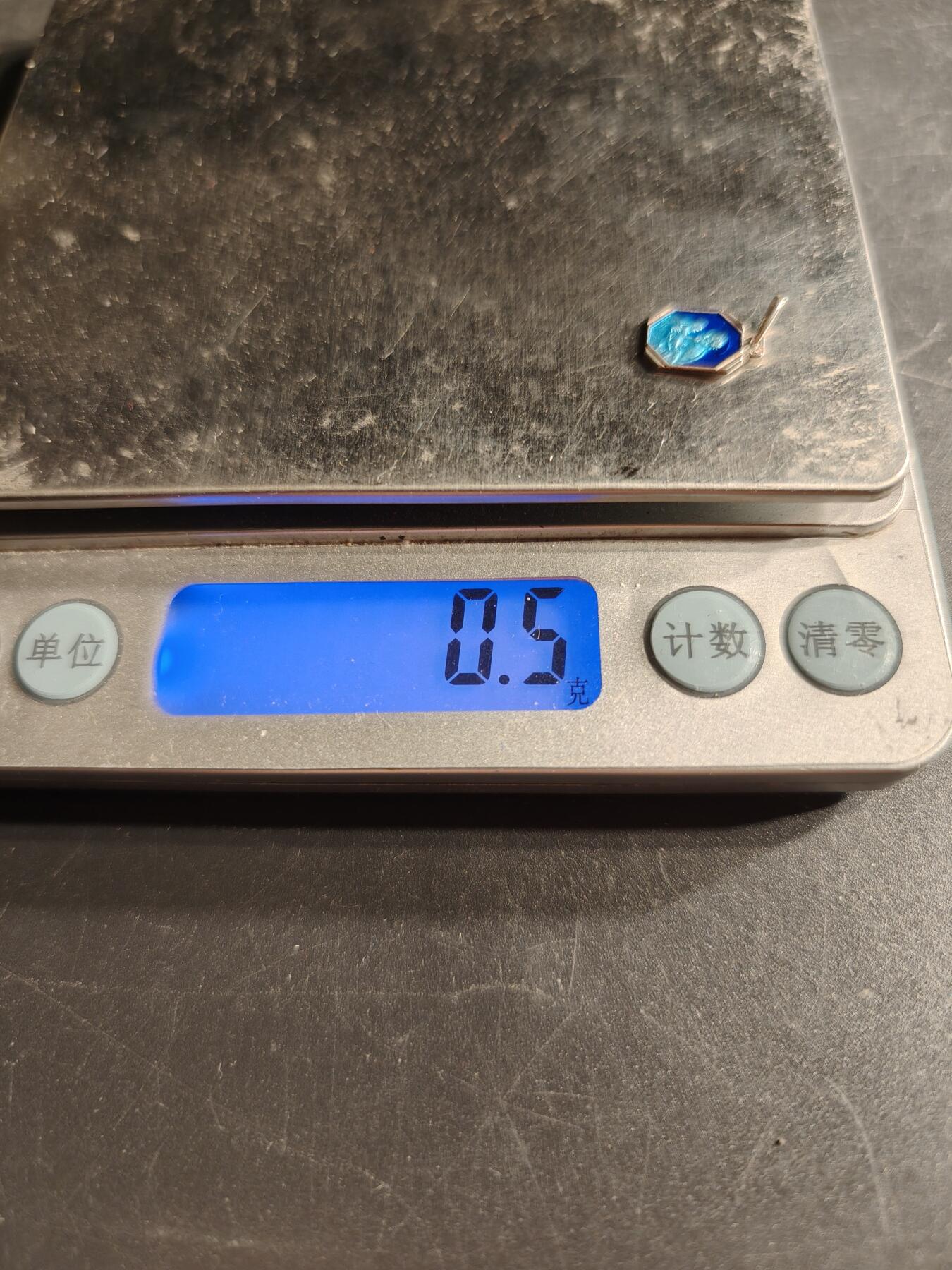 老王徽章第166期 法国天主教会纪念章    银质珐琅     0.5g