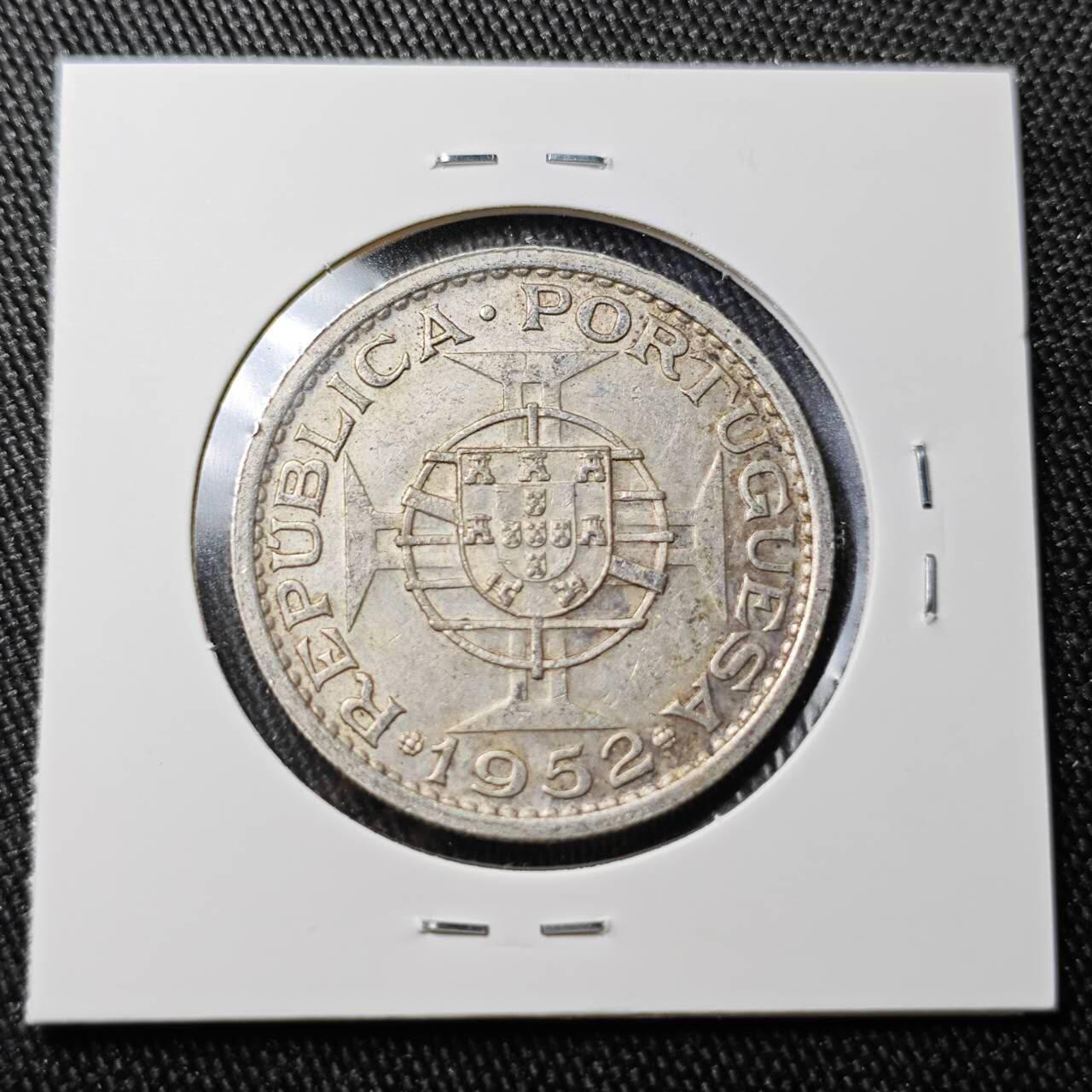 KK钱币收藏小铺 （套币 好品/批量散币 银币）专场  2月预留时间 周末发货  1952澳门5元银币