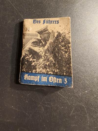 老王徽章第166期 - 德三小胡子“元首”宣传册