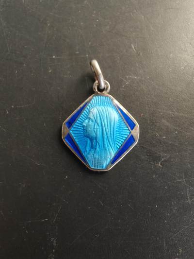 老王徽章第166期 - 法国天主教会纪念章    带珐琅     