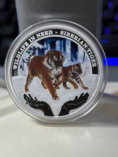 第183期拍卖 - 图瓦卢2012年亚洲动物西伯利亚虎精制彩色纪念银币，999银，1盎司