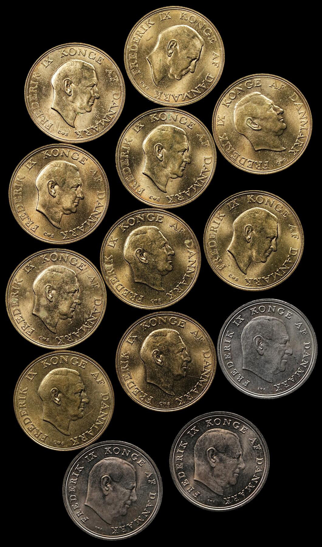 修遠堂世界钱币第九十五期 未流通丹麦现代币一组