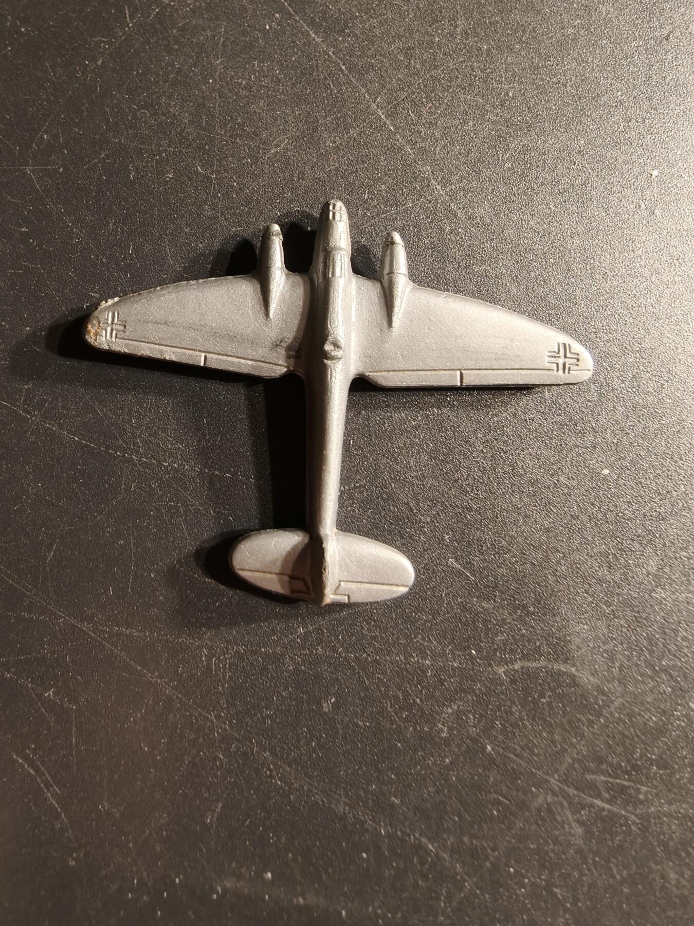 老王徽章第166期  德三空军亨克尔He 111 轰炸机证章