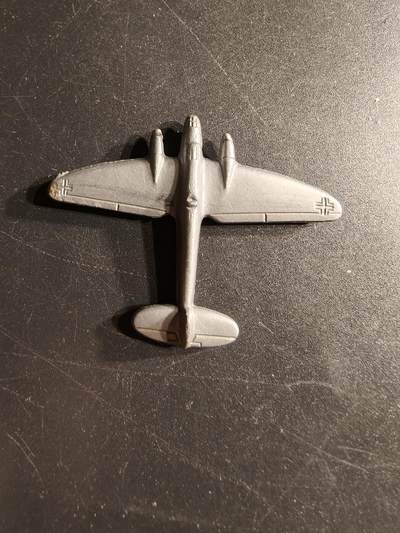 老王徽章第166期 -  德三空军亨克尔He 111 轰炸机证章