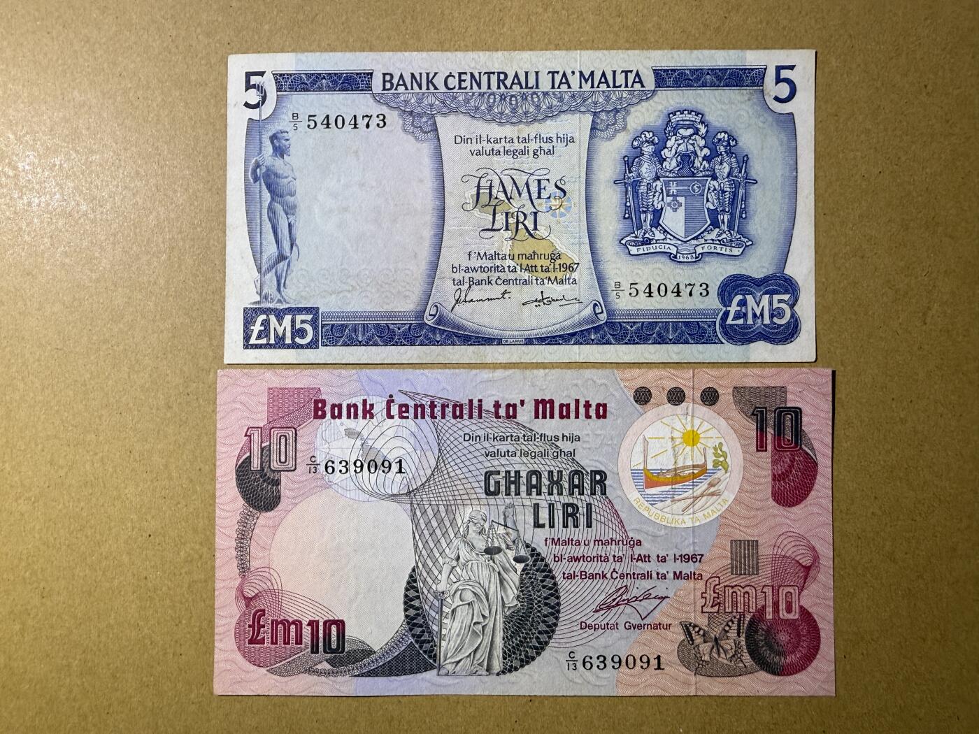 《艾美收藏》第222期-11.30周日外币畅拍 马耳他5、10镑2张 XF 不同年份老版本